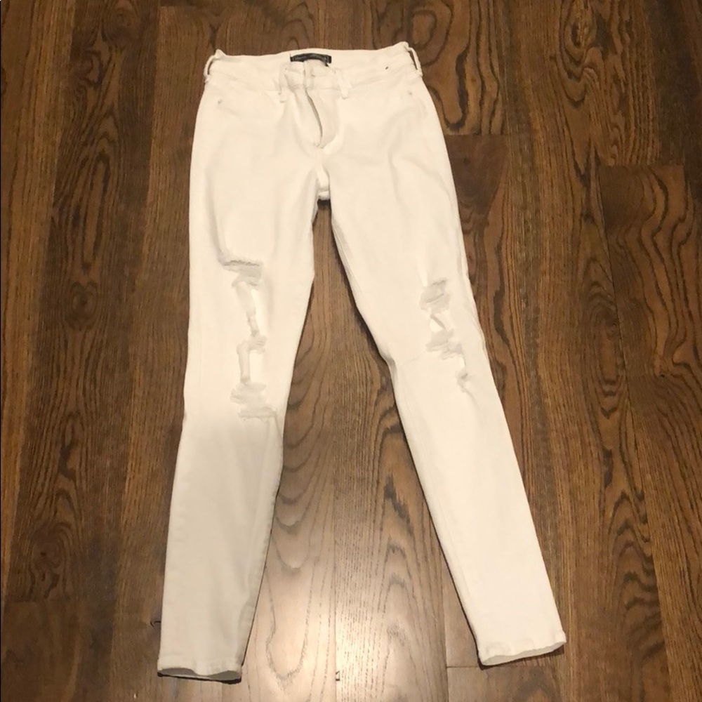 White jeans!